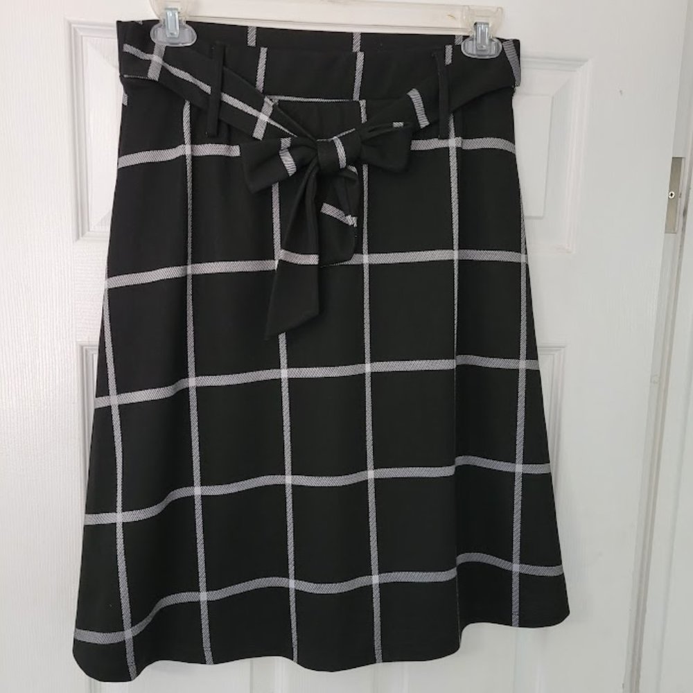 Olivia Blu black and white checkered skirt Size‎ L